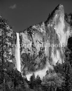 © Tim Barnwell, Bridalveil Fall, Yosemite National Park, California, 2012, Pigment Print, 30" x 20", PH2018.008.009, Museum Purchase