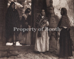 © Paul Strand, Women of Santa Anna, Michoacan, 1933, Photogravure, 6" x 7", PH2020.001.001.004, Museum Purchase